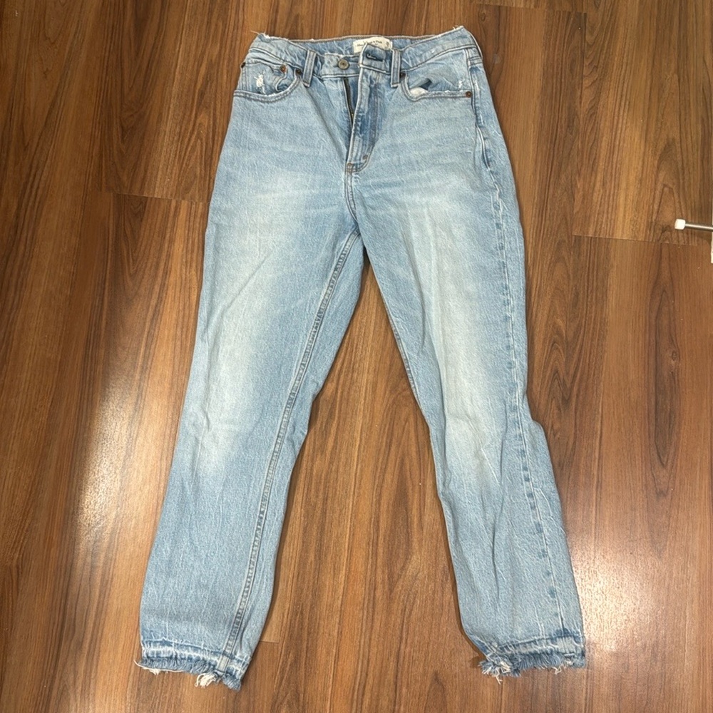 Abercrombie Mom Jean